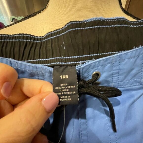 NWT Roundtree&Yorke Swim Trunks  - Picture 4 of 7